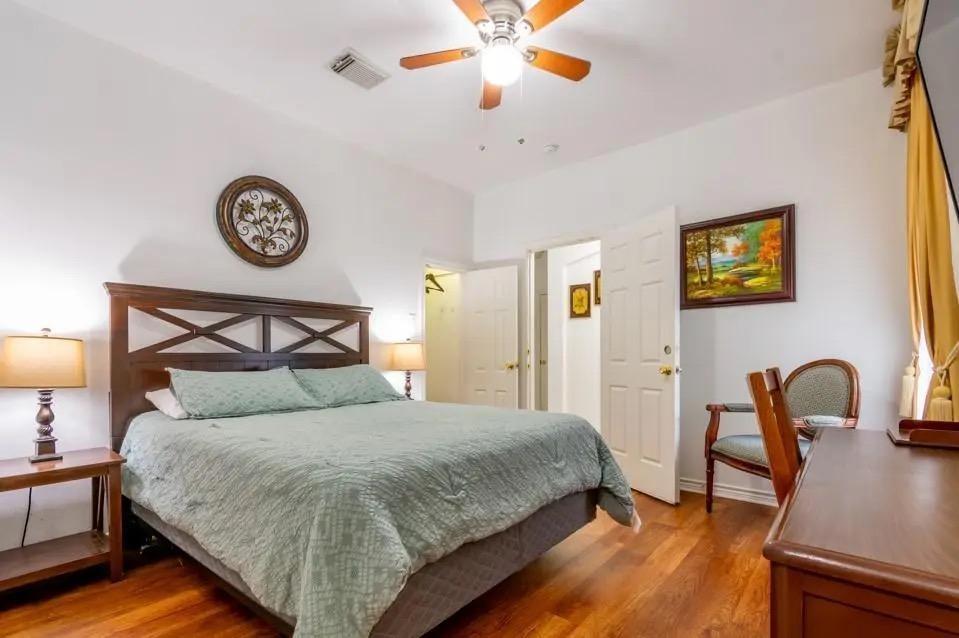 Elk Hill - Residential