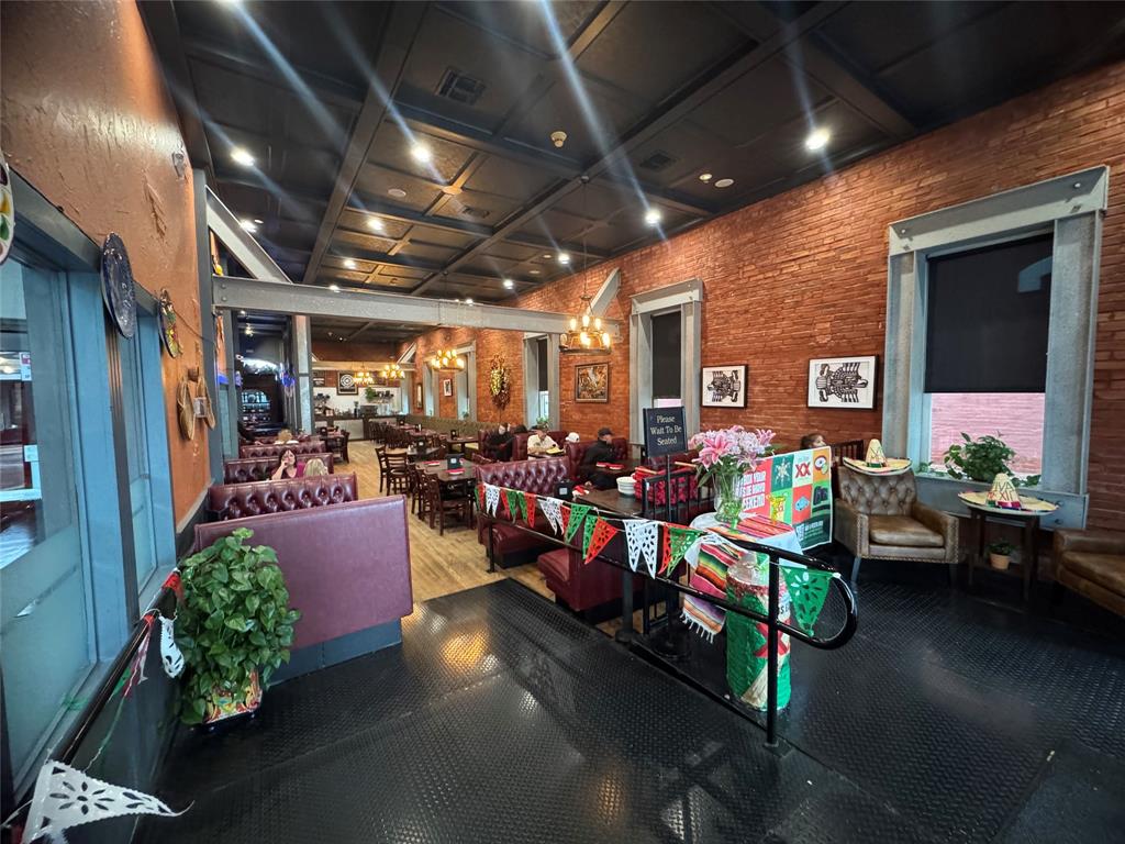 downtown Mckinny - Commercial Sale