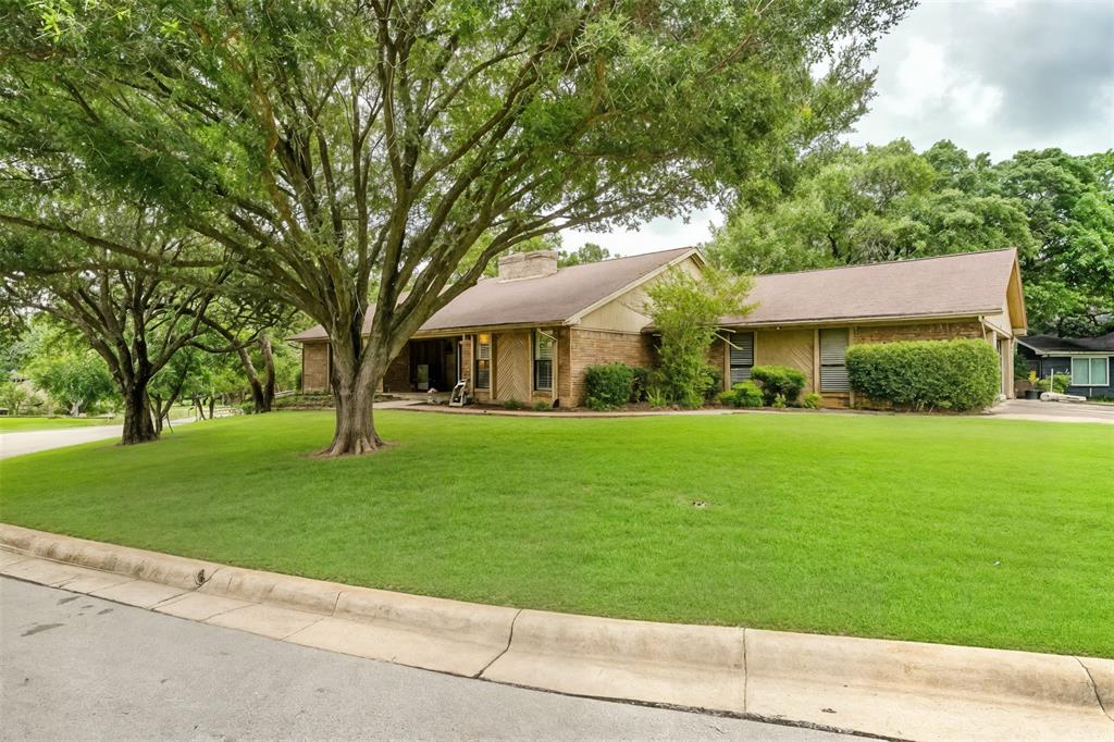 117 Cliffside Drive N