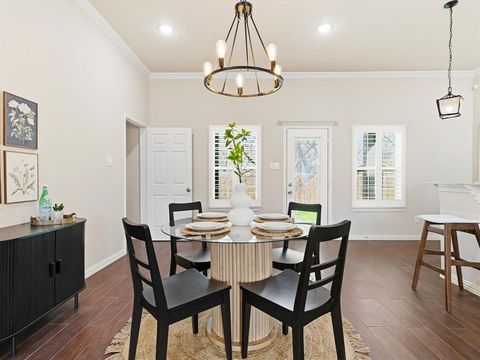 Tiny photo for 1310 Yale Street, River Oaks, TX 76114 (MLS # 21196881)