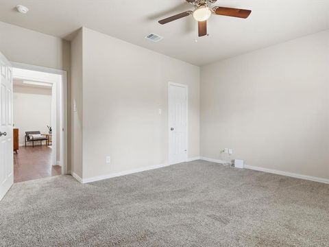 Tiny photo for 1310 Yale Street, River Oaks, TX 76114 (MLS # 21196881)