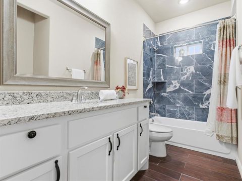 Tiny photo for 1310 Yale Street, River Oaks, TX 76114 (MLS # 21196881)