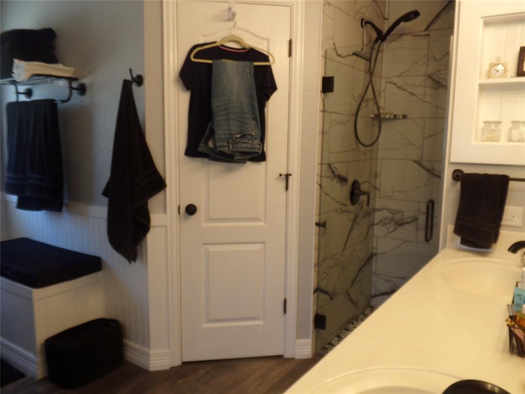 Decordova Bend Estate - Residential