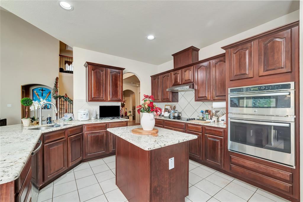 Mountain Valley Lake Tr - Residential