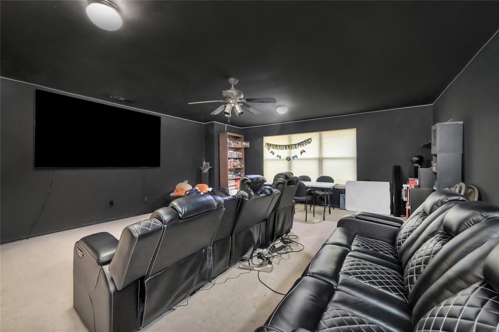 Mountain Valley Lake Tr - Residential