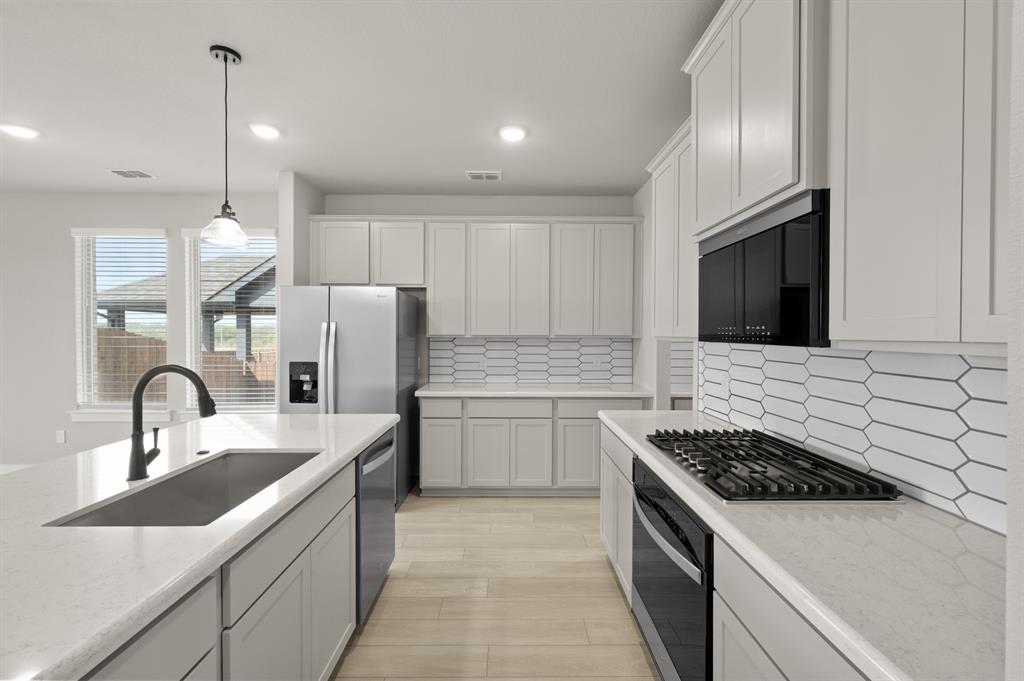 Sheppard's Place - Residential