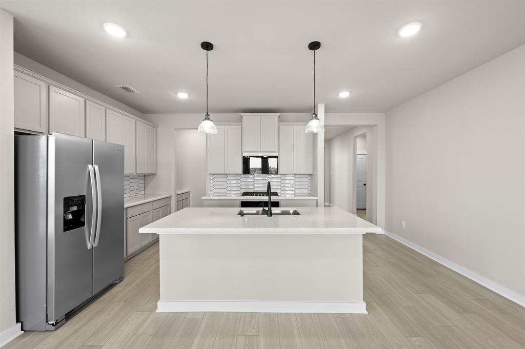 Sheppard's Place - Residential