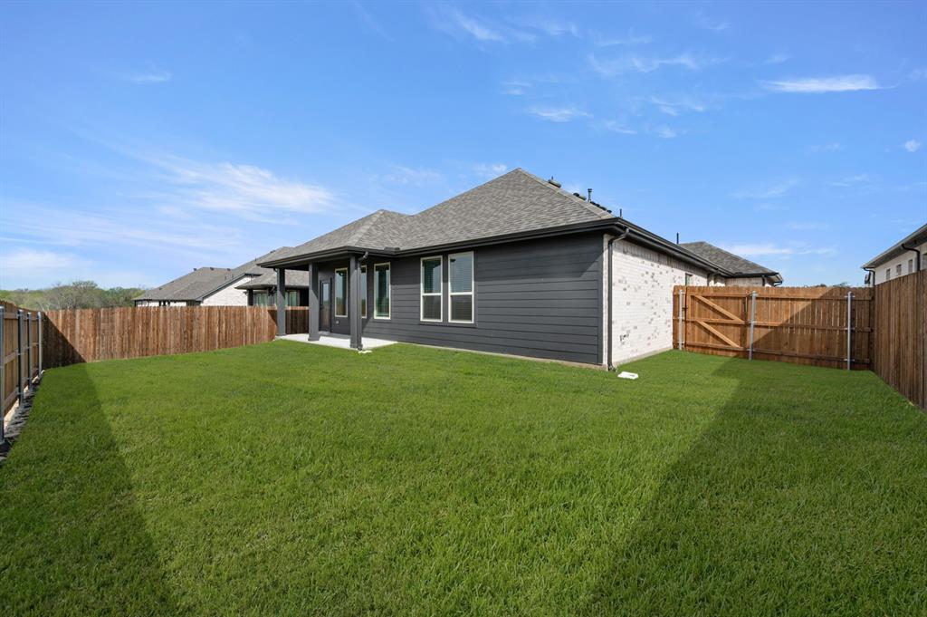 Sheppard's Place - Residential