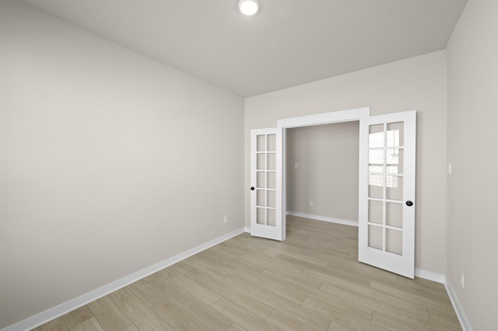 Sheppard's Place - Residential