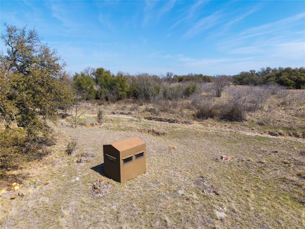 R Henderson 162 - Farm