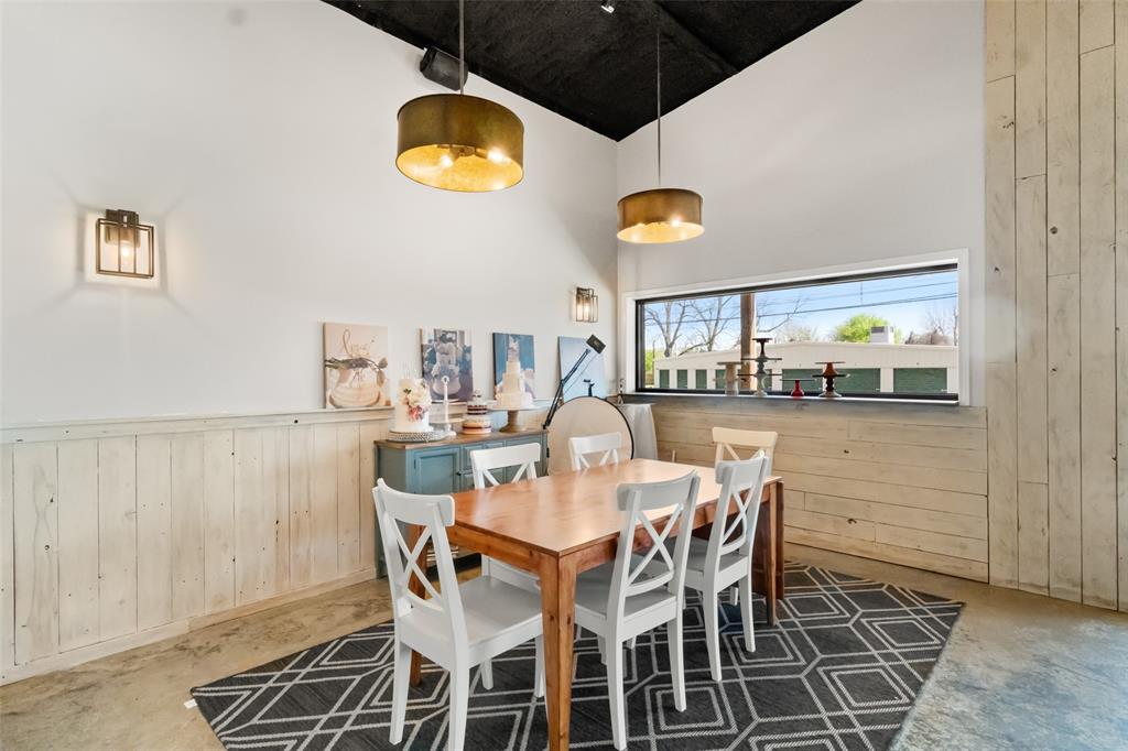 Old Town - Commercial Sale