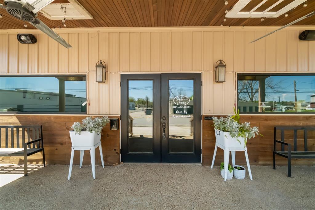 Old Town - Commercial Sale