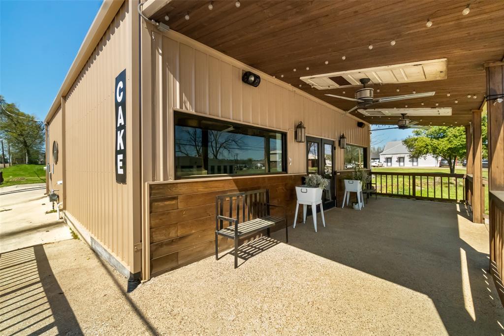 Old Town - Commercial Sale