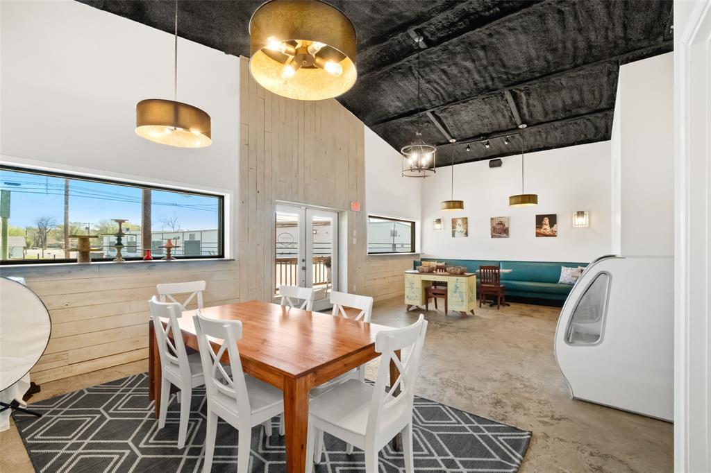 Old Town - Commercial Sale