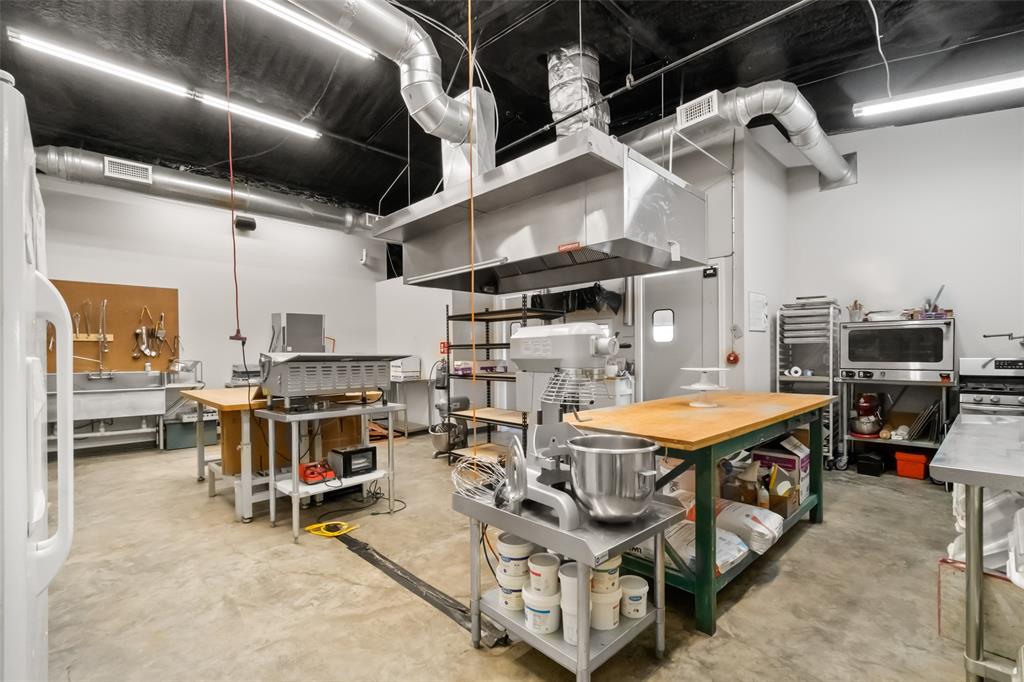 Old Town - Commercial Sale