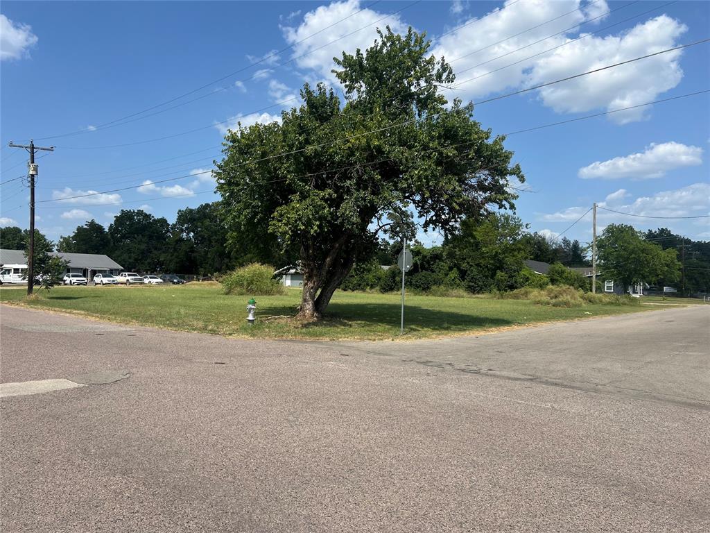 1706 N Main Street