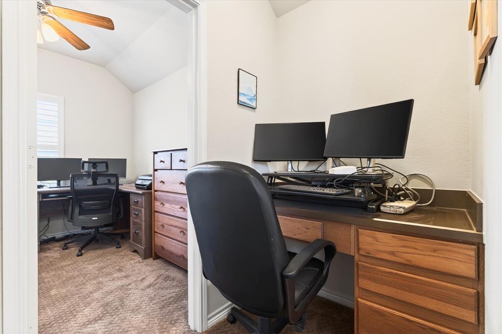 Oak Point Estates - Residential