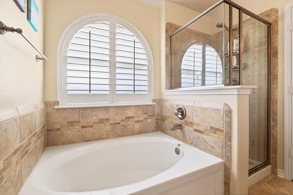 Oak Point Estates - Residential