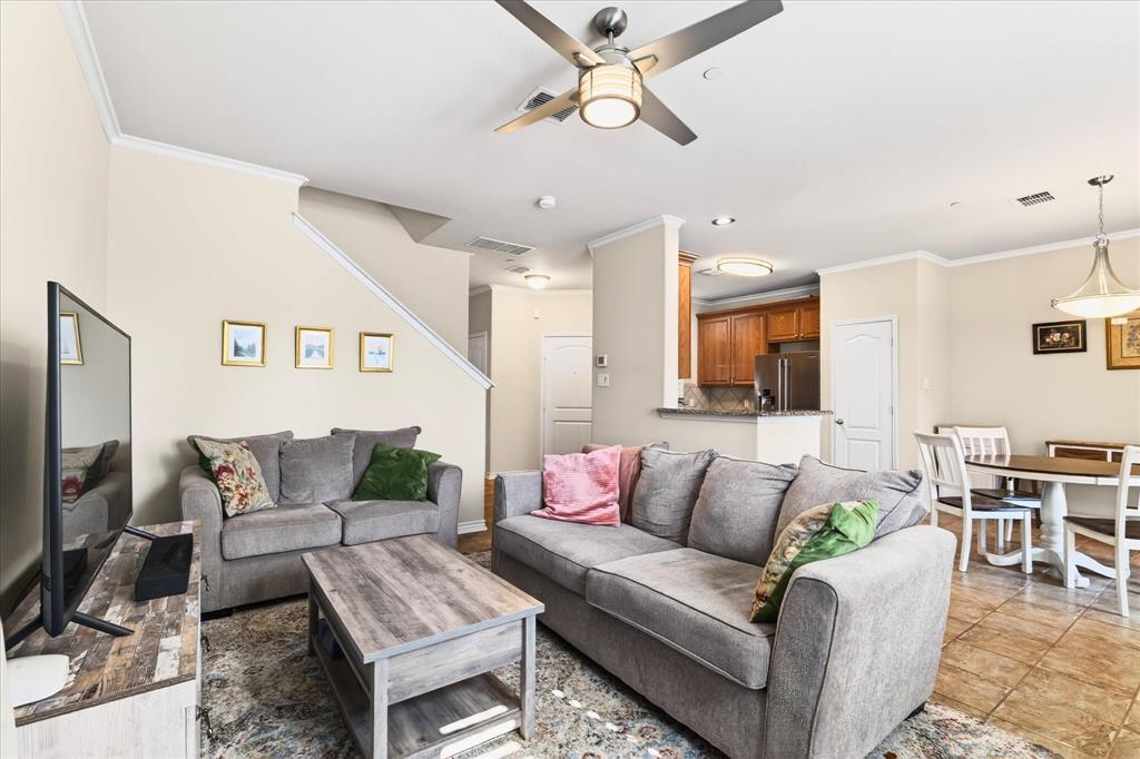 Oak Point Estates - Residential