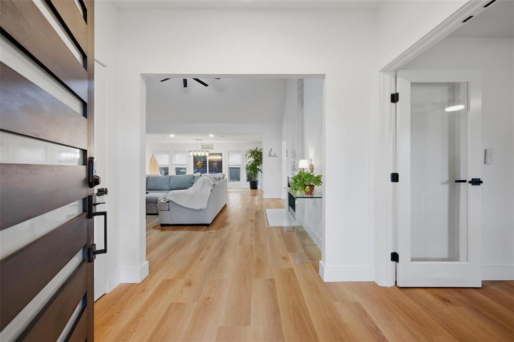 3832 Leathertop Drive