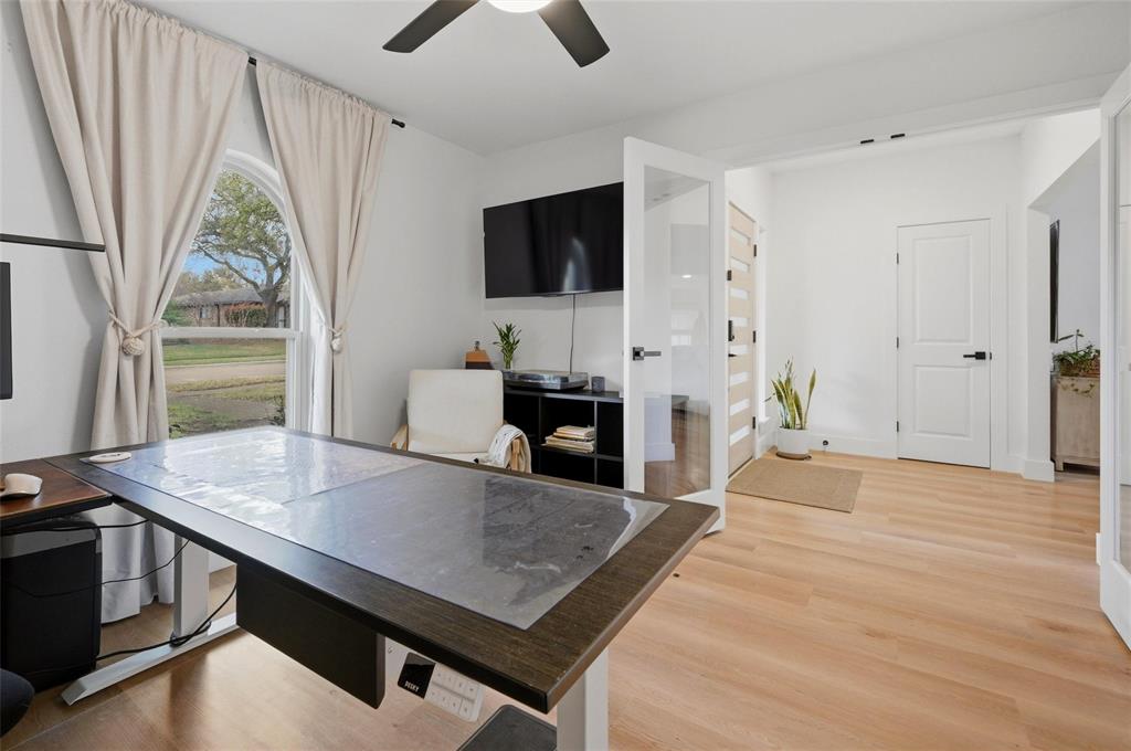 3832 Leathertop Drive