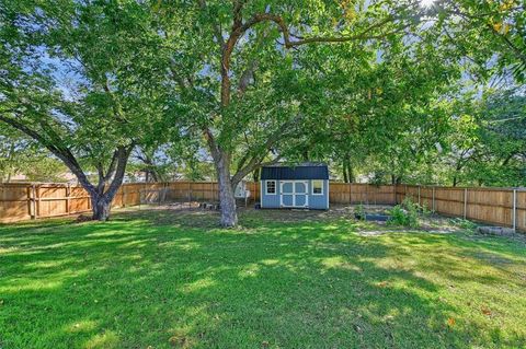 Tiny photo for 2000 Brenda Avenue, Denison, TX 75020 (MLS # 21196771)