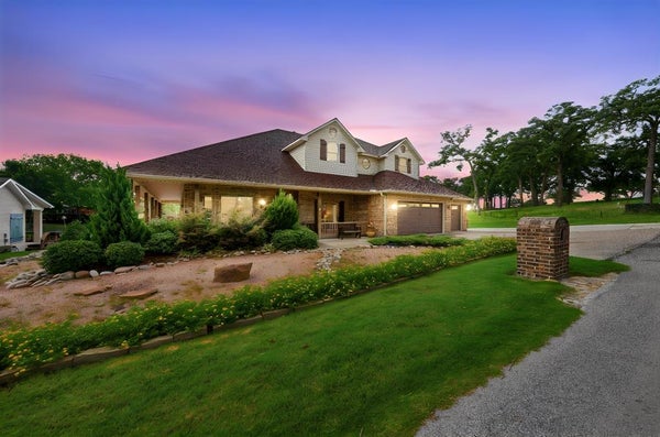 19022 TENNIS COURT DR, KEMP, TX 75143 - Image 4497d07d25cbf92a084475f7bae0e30a/14681595