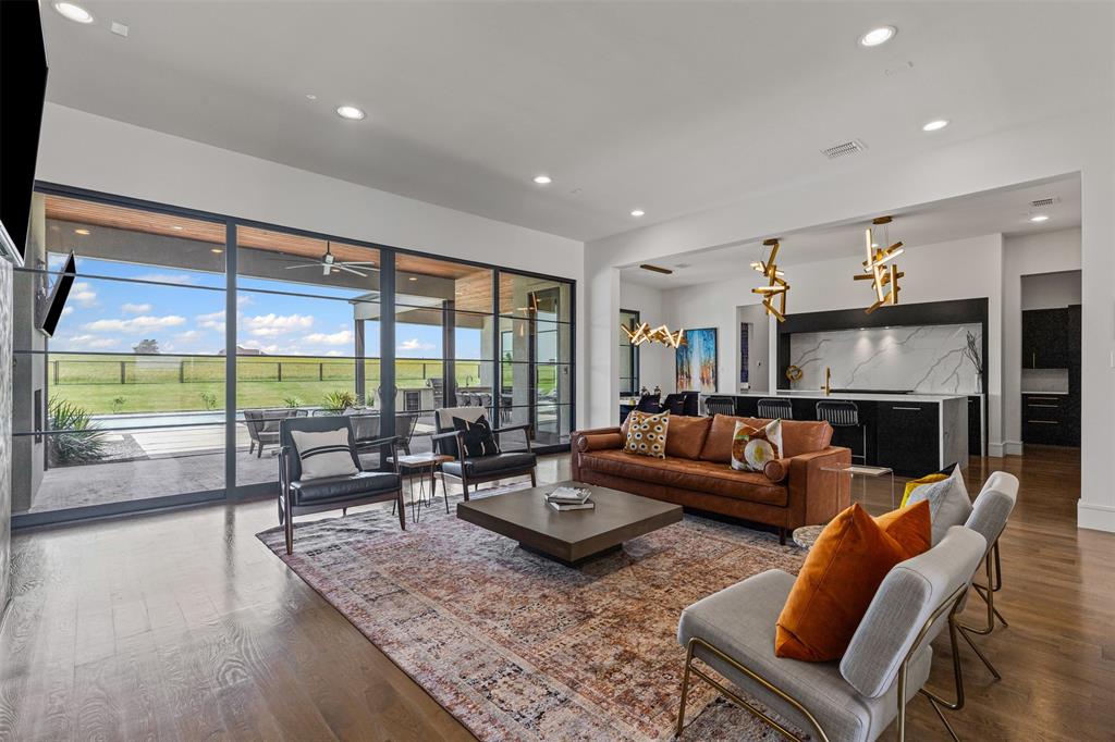 11102 E Rocky Creek Road