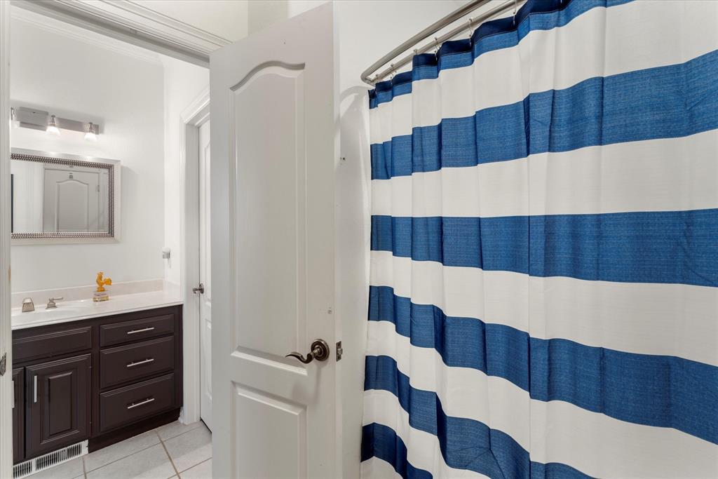 Country Club Estates III - Residential