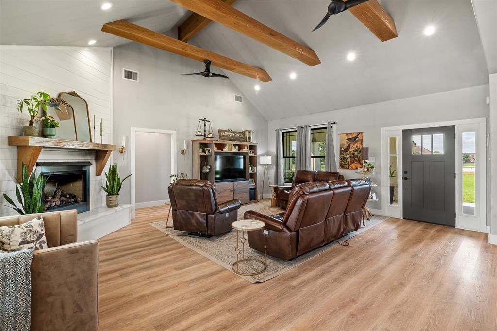 100 Tall Grass Court