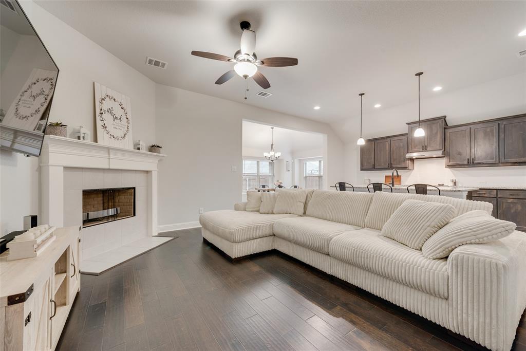 247 Old Settlers Trail