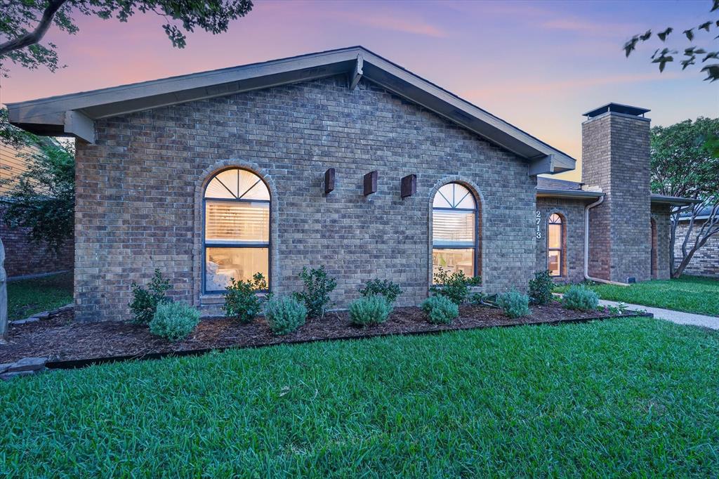 2713 Esquire Lane