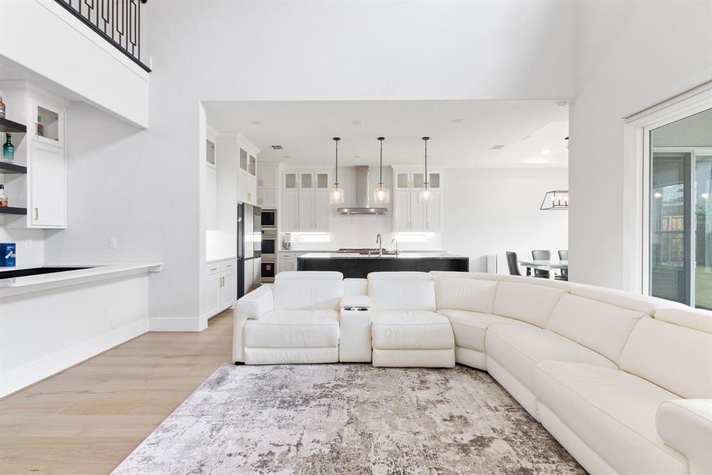 11991 Cloverdale Road