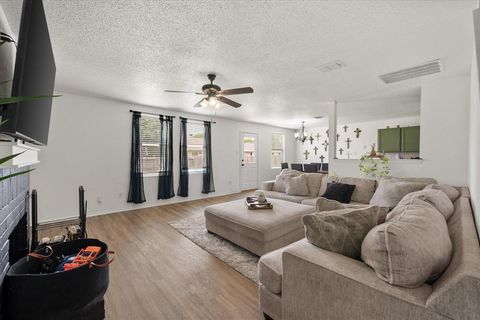 Tiny photo for 1409 Blazing Star Trail, Burleson, TX 76028 (MLS # 21335257)