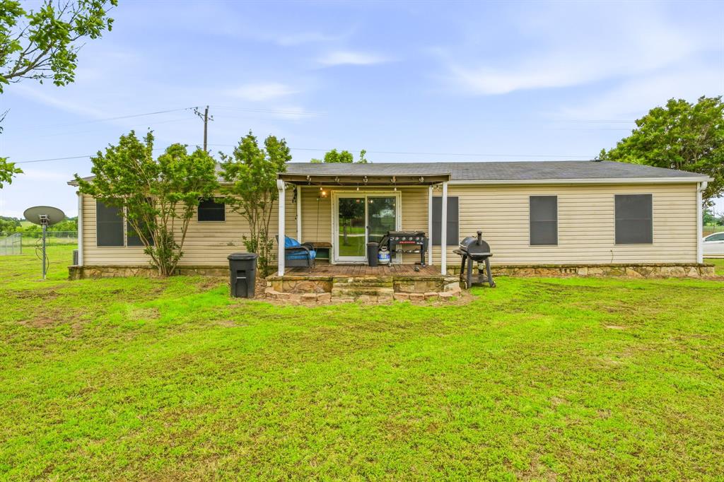 11555 N US Highway 377