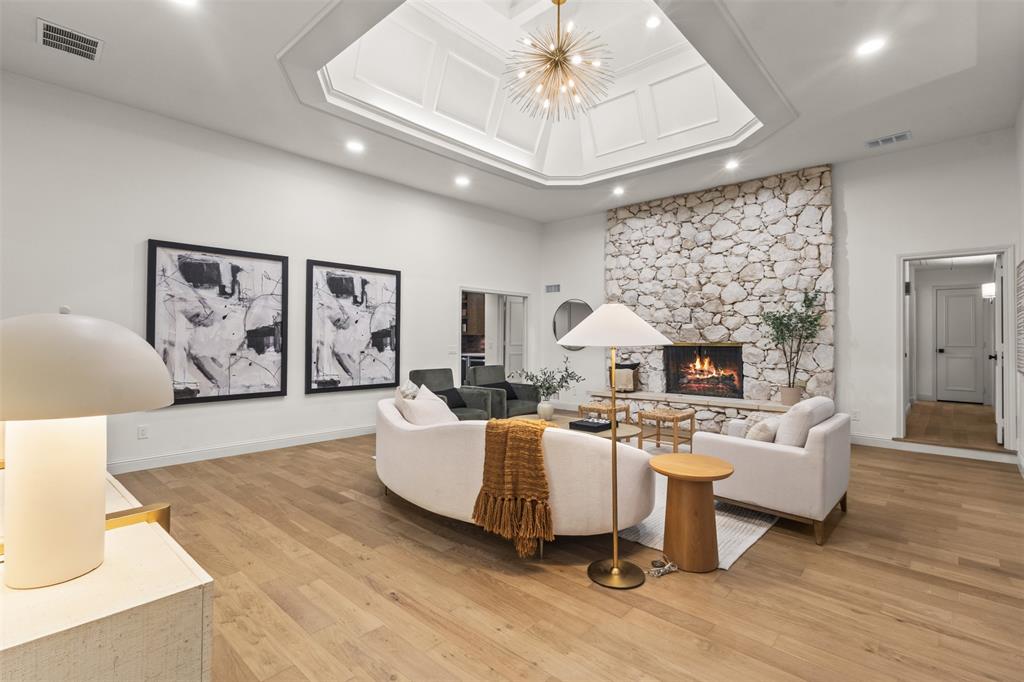 9401 Shady Valley Drive