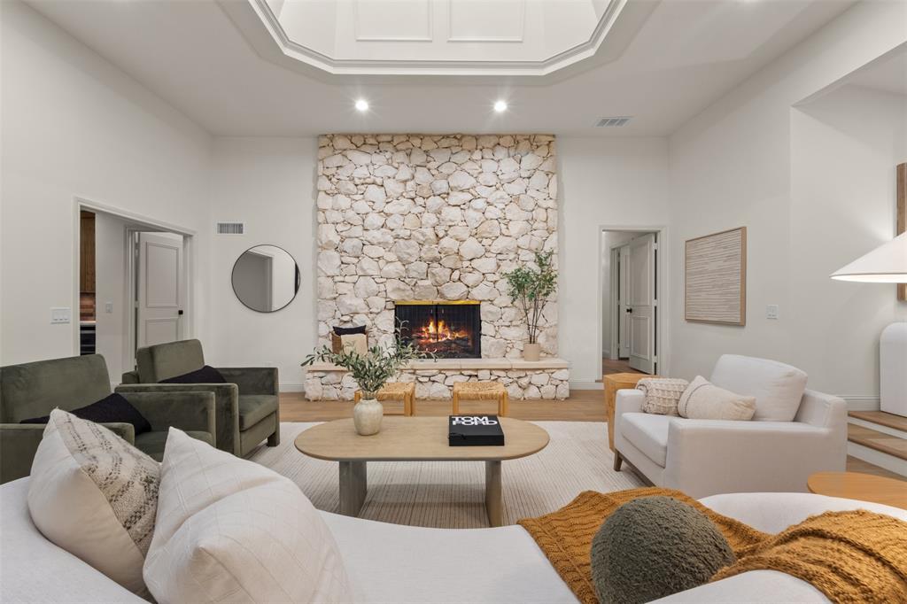 9401 Shady Valley Drive