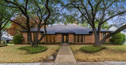 9401 Shady Valley Drive Dallas TX 75238