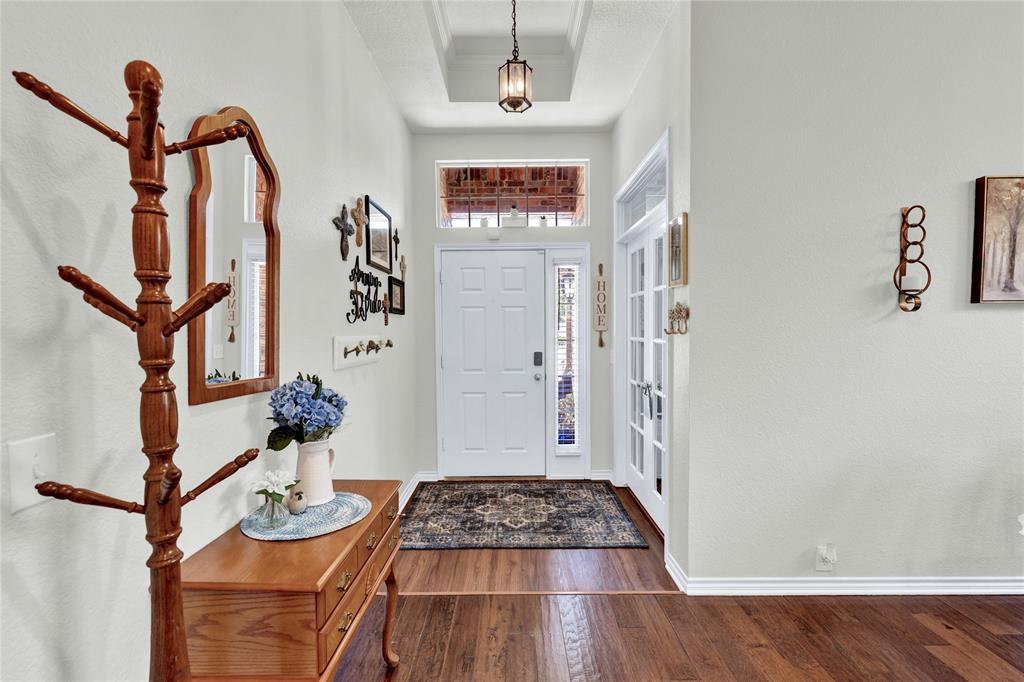 3901 Glenwyck Drive