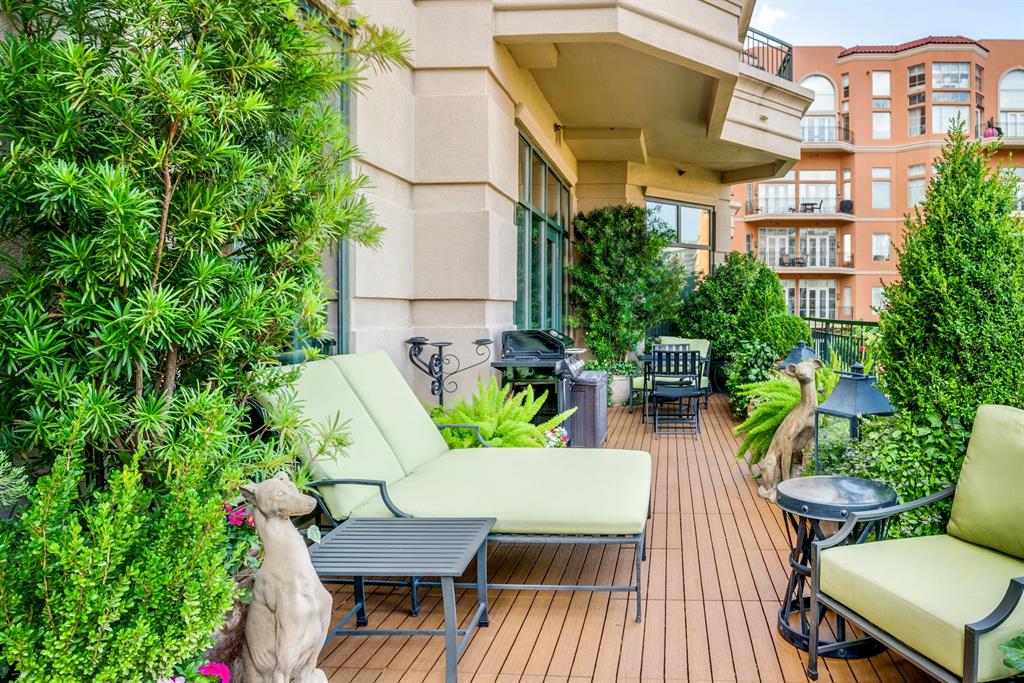 Plaza Turtle Creek - Residential