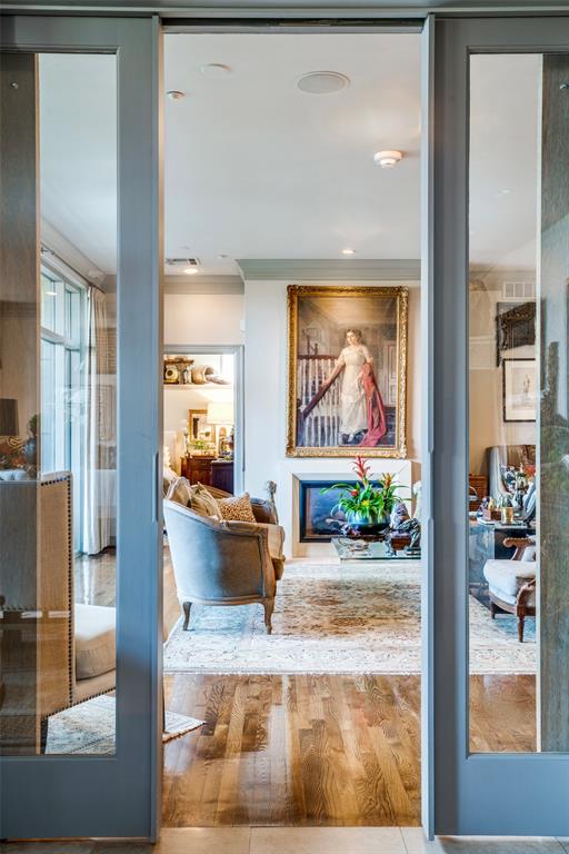 Plaza Turtle Creek - Residential