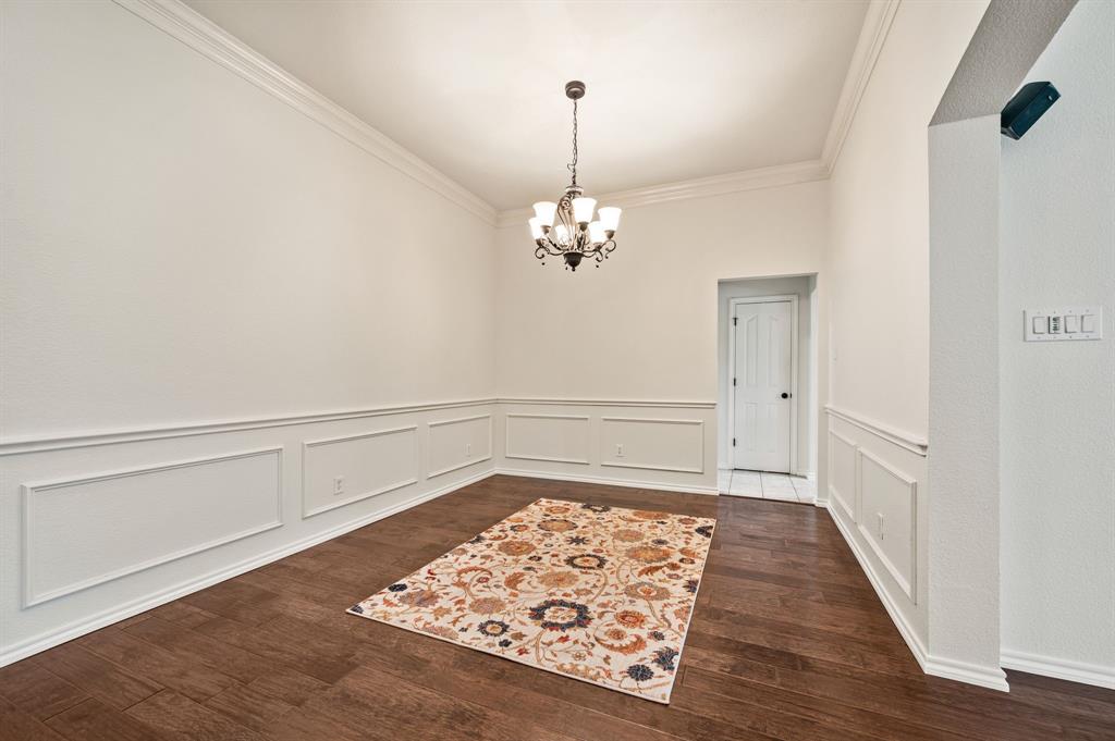 8625 Shadow Trace Drive