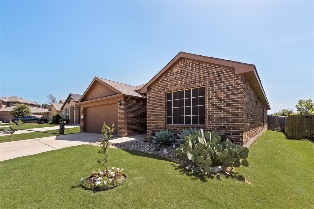 1109 Autumnwood Drive