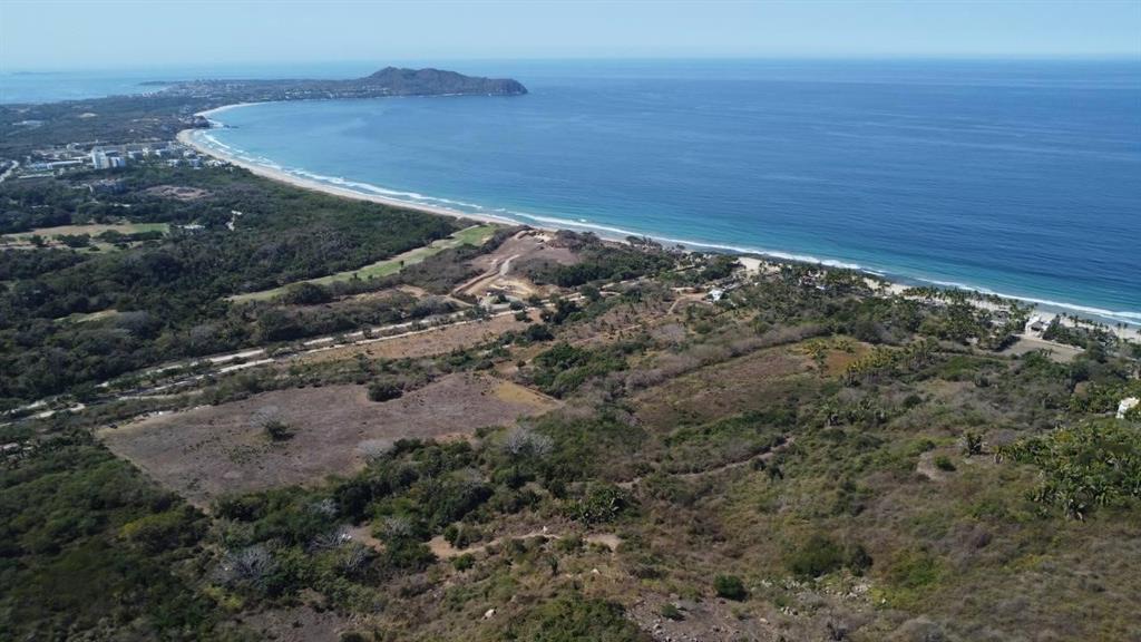 RIVERA NAYARI - Land