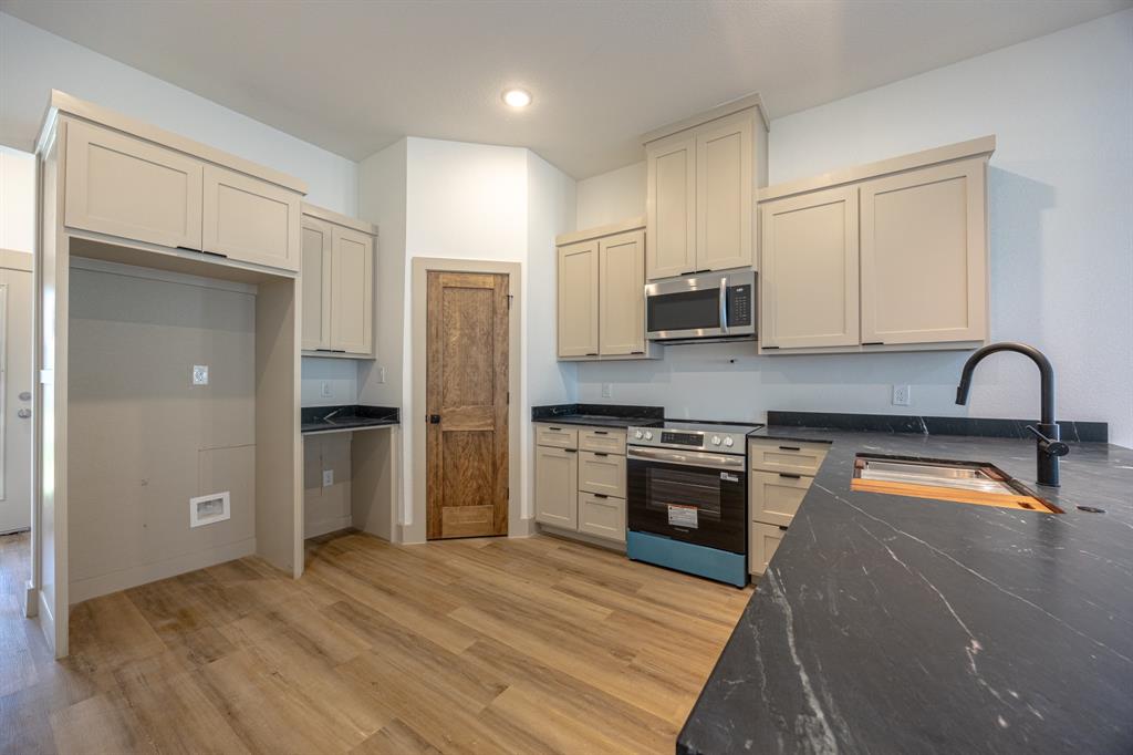 RYAN SOUTHEAST ADDITTION - Residential