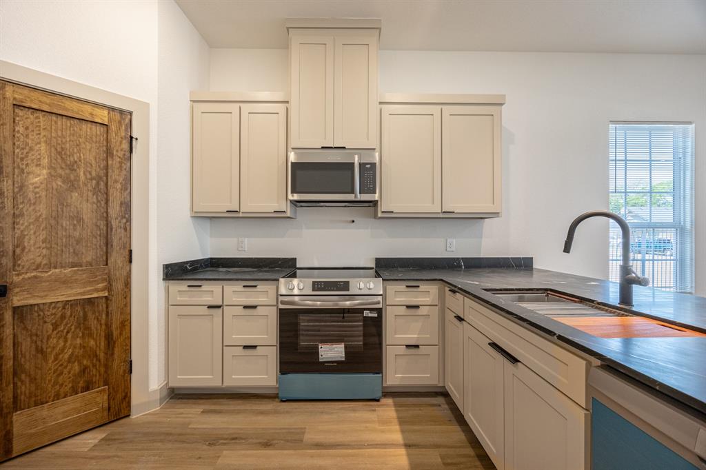 RYAN SOUTHEAST ADDITTION - Residential