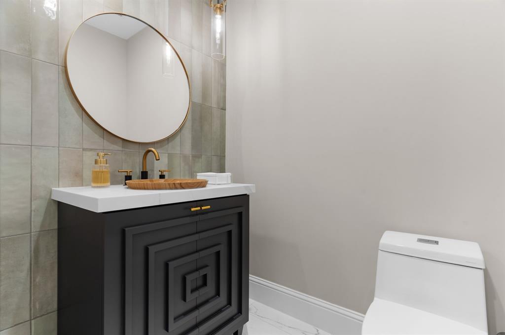 Wyndsor Pointe - Residential