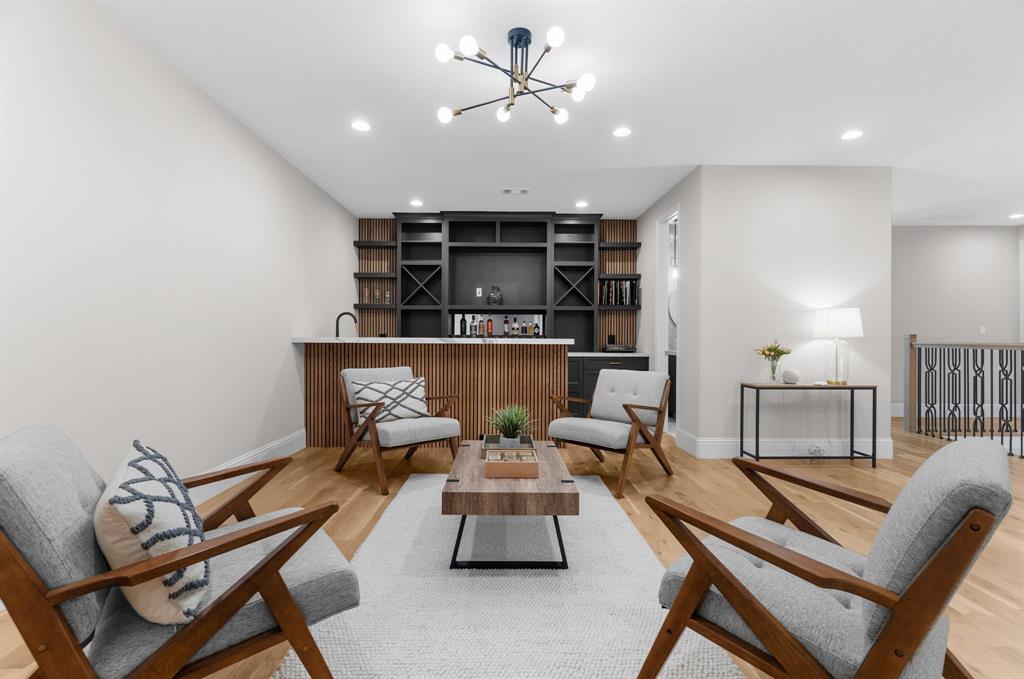 Wyndsor Pointe - Residential