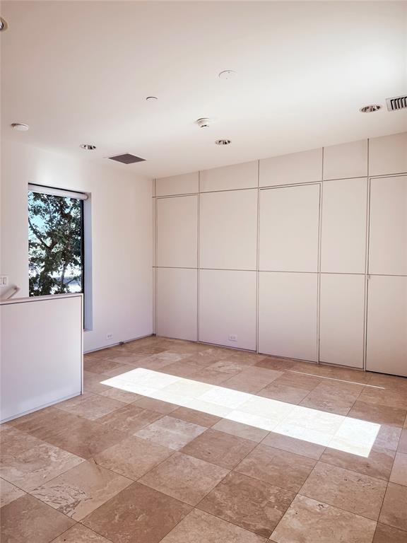 Dwellings Deere - Residential Lease