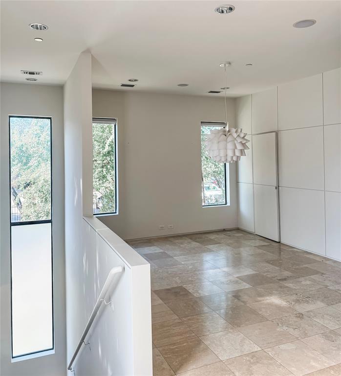 Dwellings Deere - Residential Lease